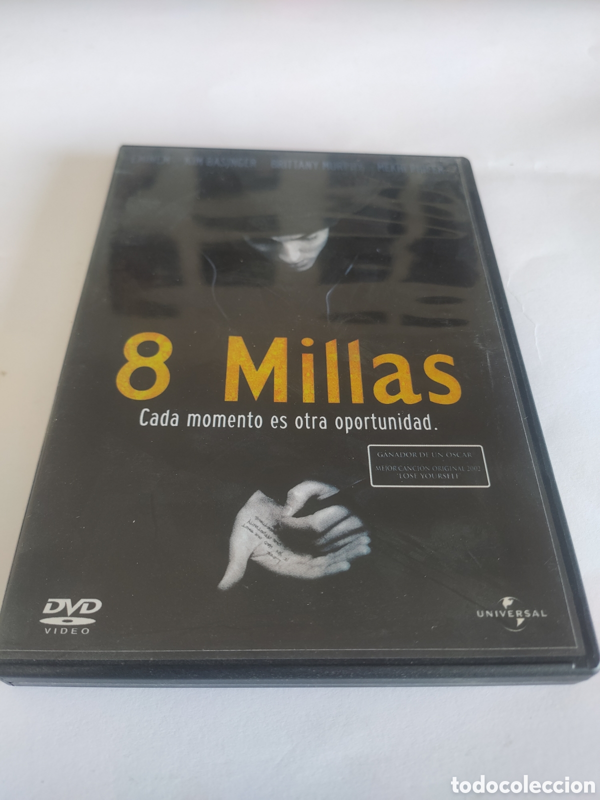 Cine: CND26 8 millas DVD COMO NUEVO