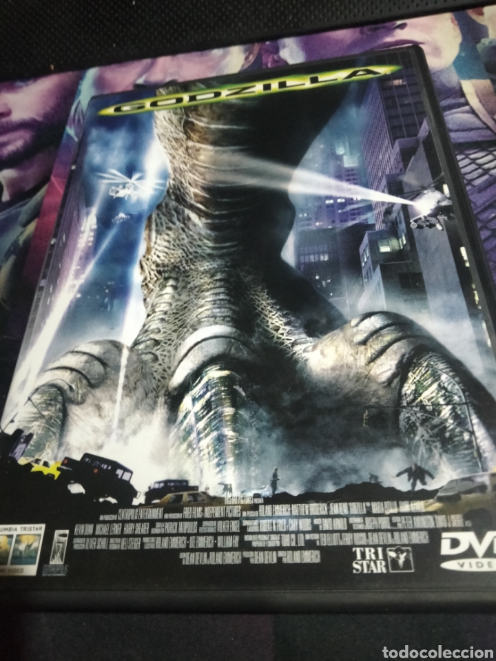 Cine: Godzilla dvd ------ 149 - Foto 1