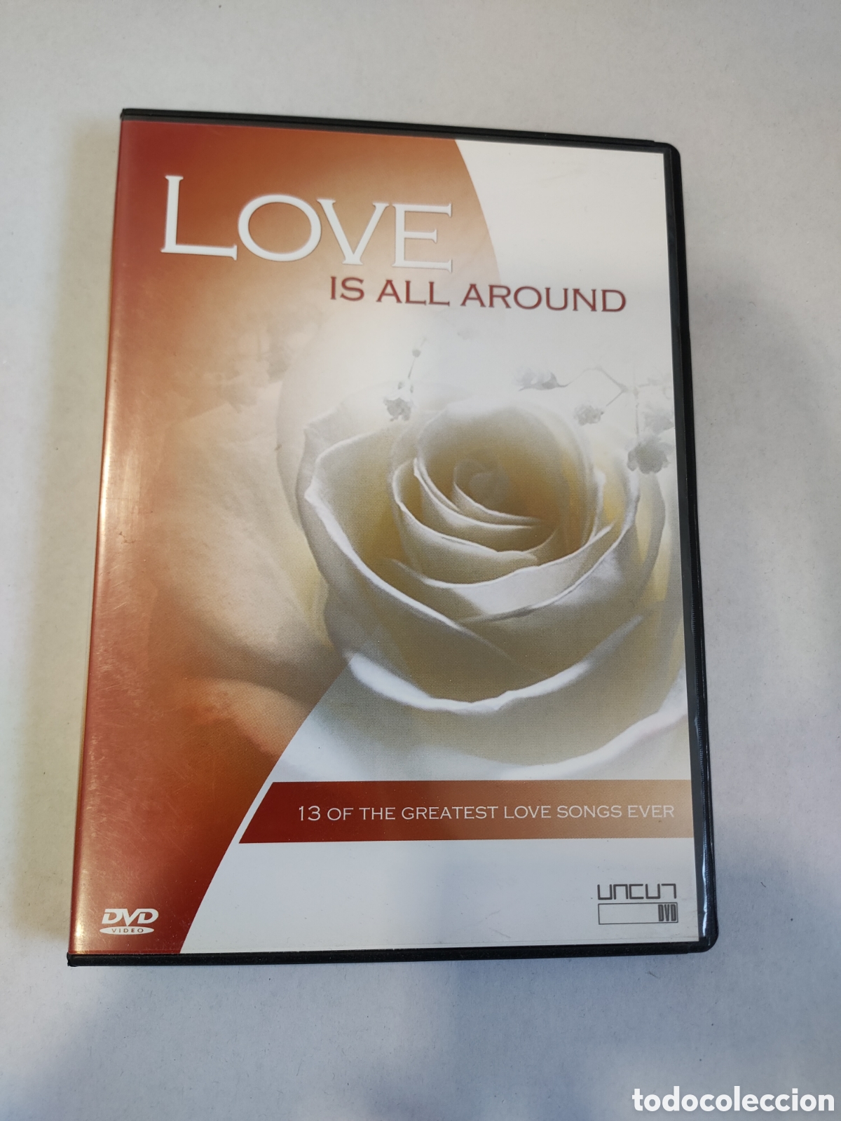 Cine: S503 LOVE IS all around DVD SEGUNDAMANO