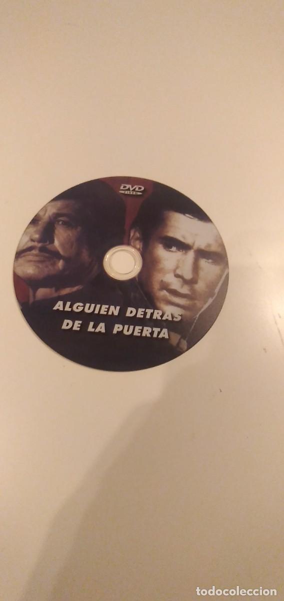 Cin&eacute;ma: C-LAMP DVD CINE SIN CARATULA SOLO DVD ALGUIEN DETRAS DE LA PUERTA