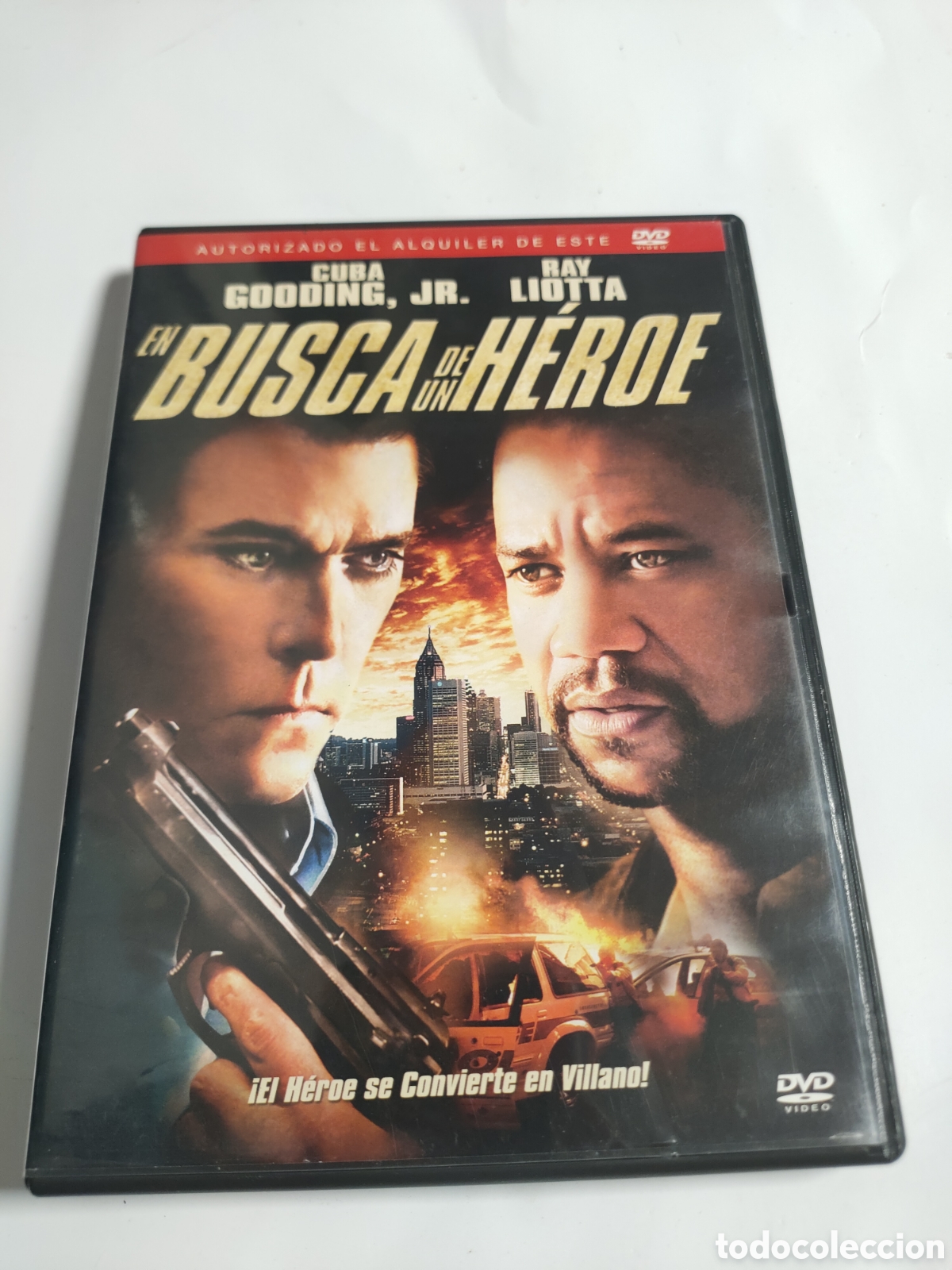 Cine: V116 en busca de un h&eacute;roe DVD PROCEDENTE DE VIDEOCLUB