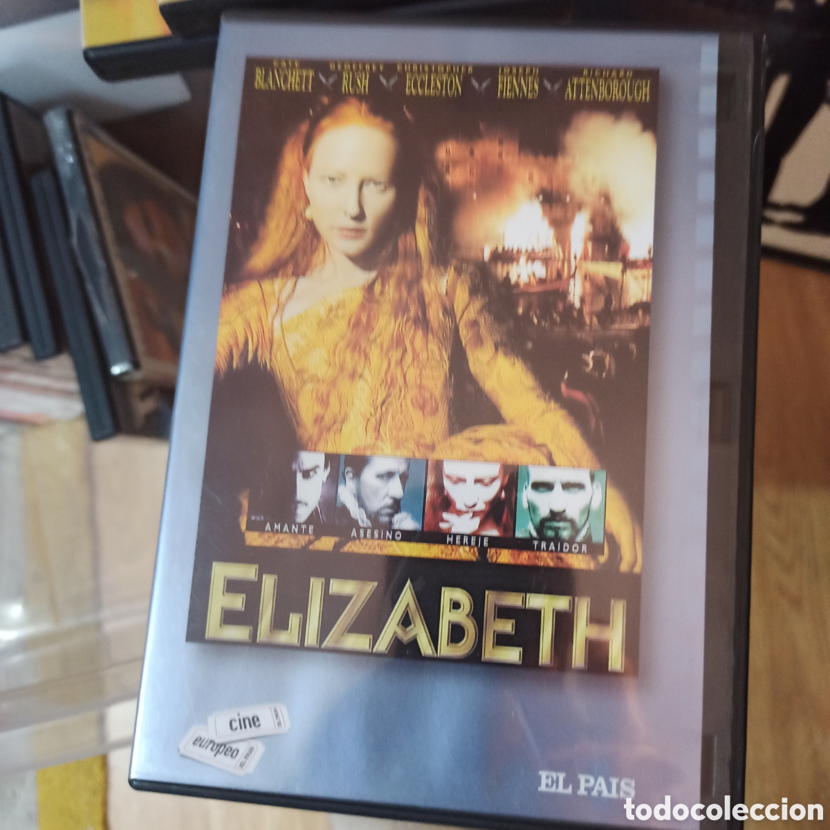 Cine: Elizabeth (Kate Blanchett) - Foto 1