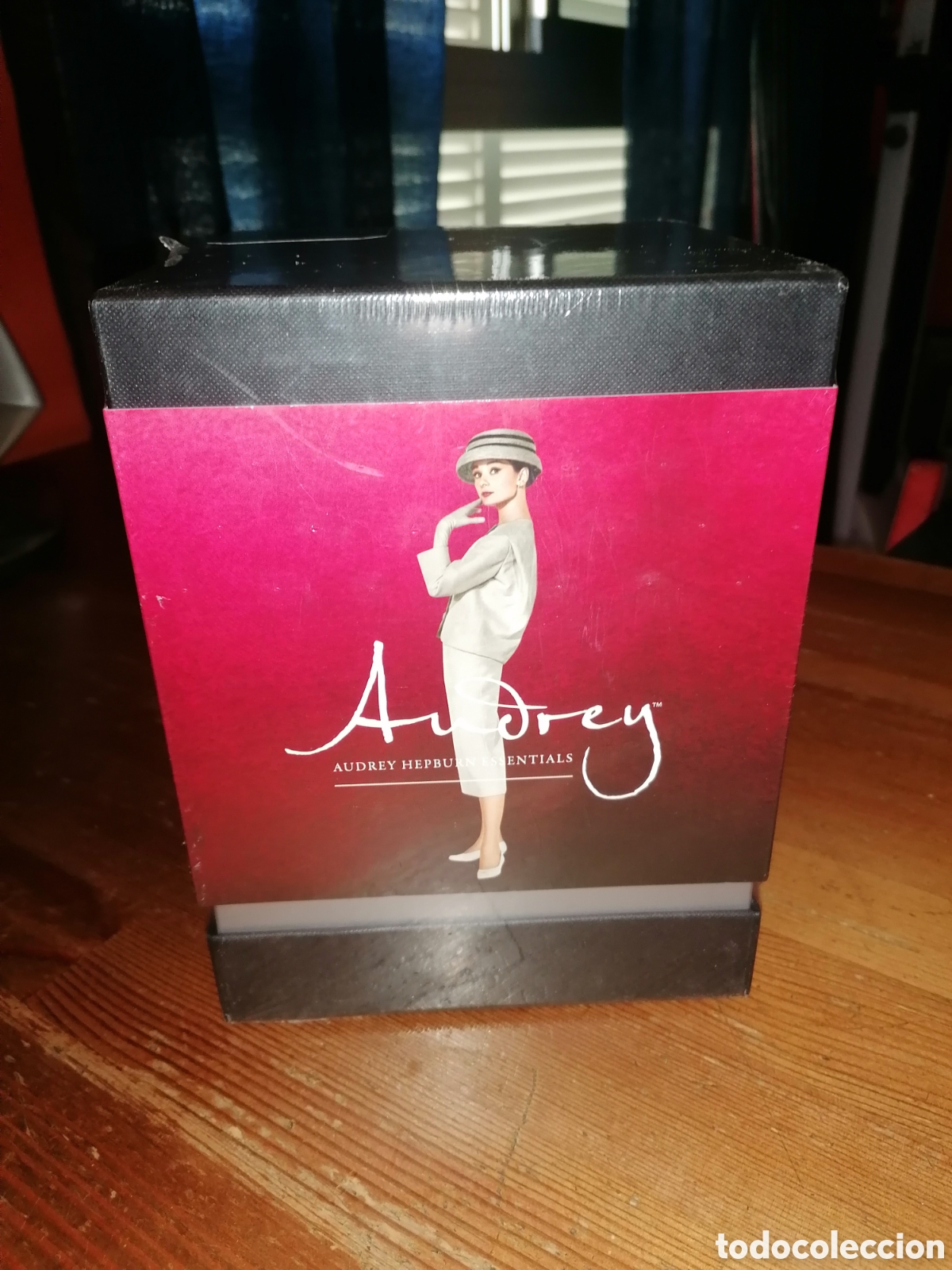 Cine: AUDREY HEPBURN ESSENTIALS - PRECINTADO&iexcl; - Foto 2
