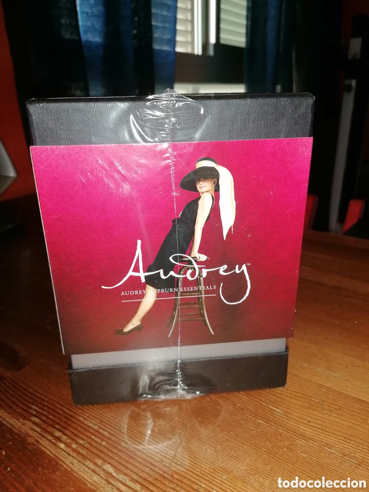 Cine: AUDREY HEPBURN ESSENTIALS - PRECINTADO&iexcl; - Foto 3