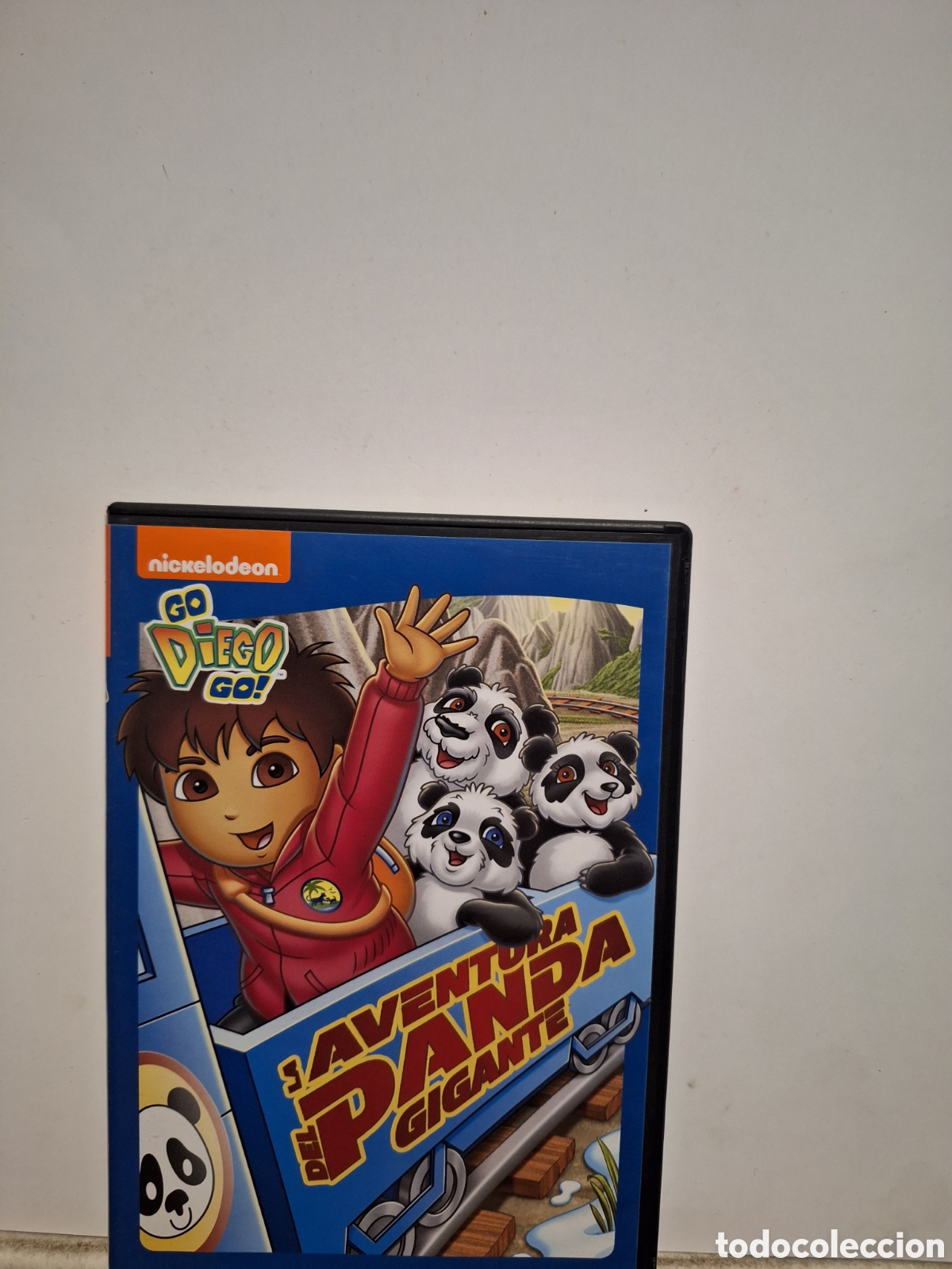 Cin&eacute;ma: V4 la aventura del panda gigante DVD PROCEDENTE DE VIDEOCLUB