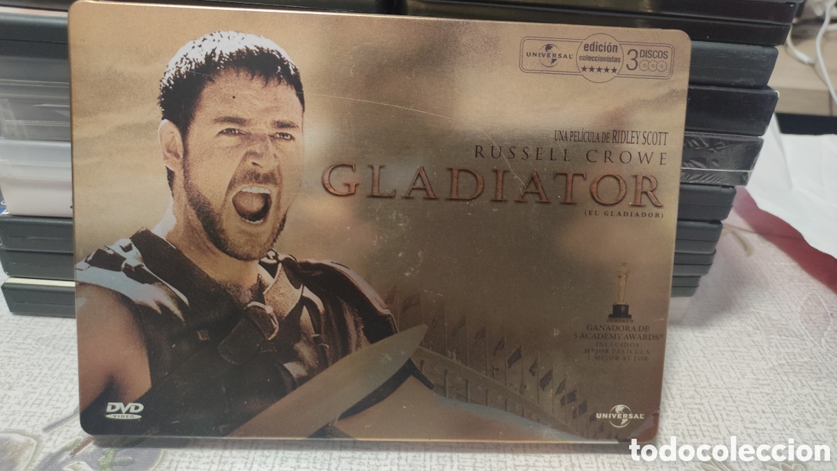 Cine: Gladiator caja met&aacute;lica