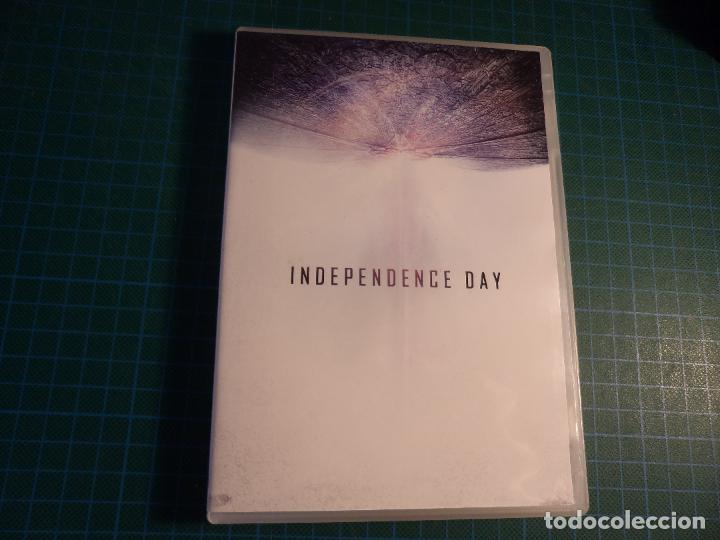 Cine: Independence day. (P-24) - Foto 1