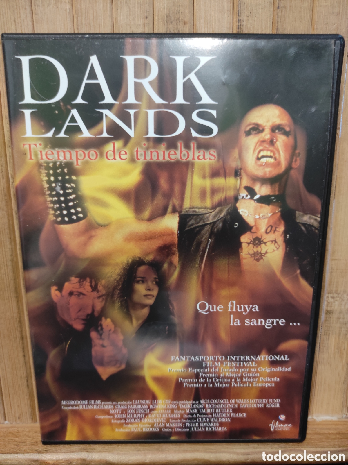 Kino: DARK LANDS (TIEMPO DE TINIEBLAS) - DVD SEMINUEVO