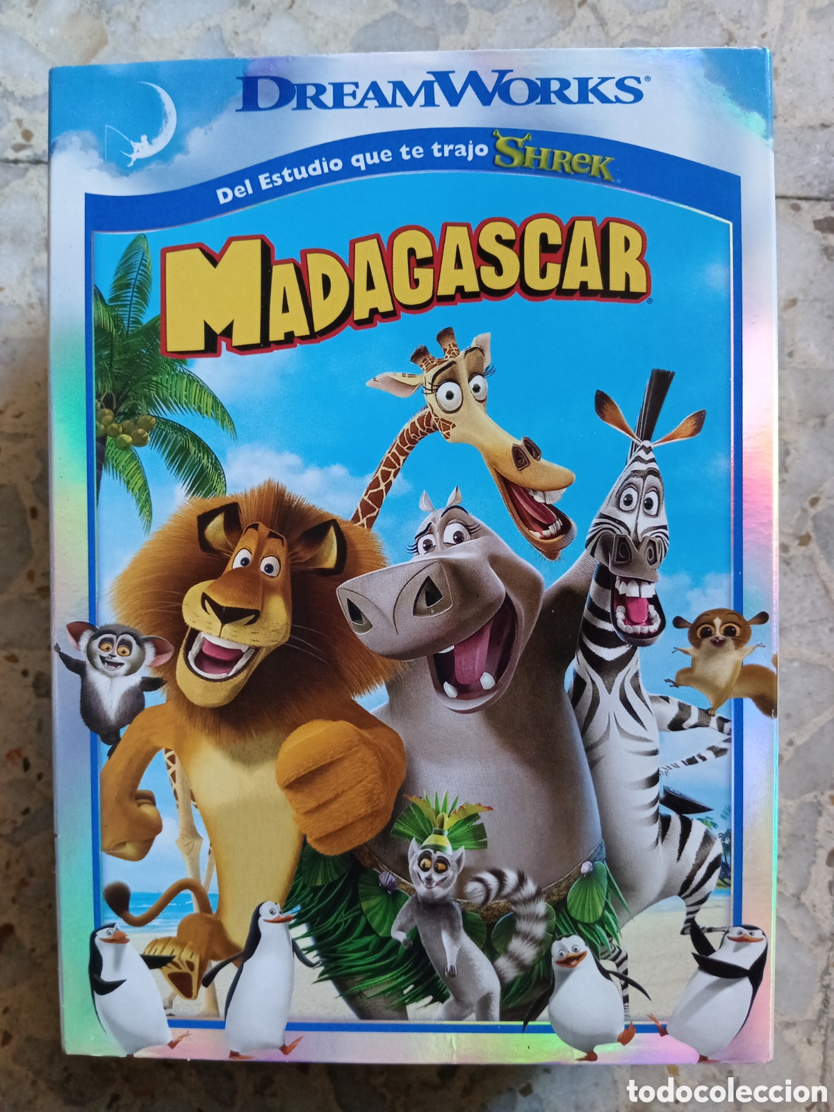 Cine: DVD MADAGASCAR CON FUNDA - Foto 1