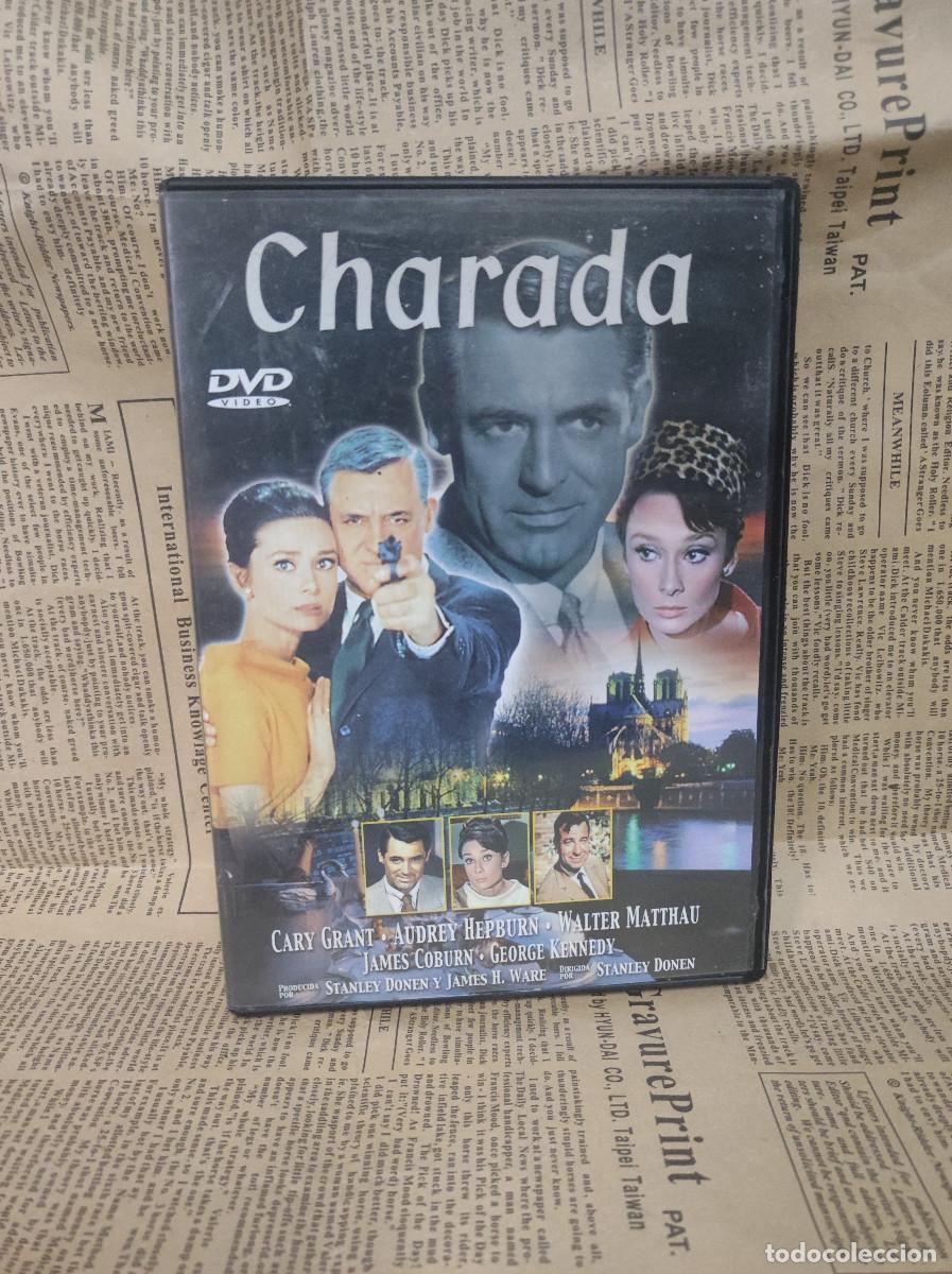 Cine: CHARADA - Foto 1