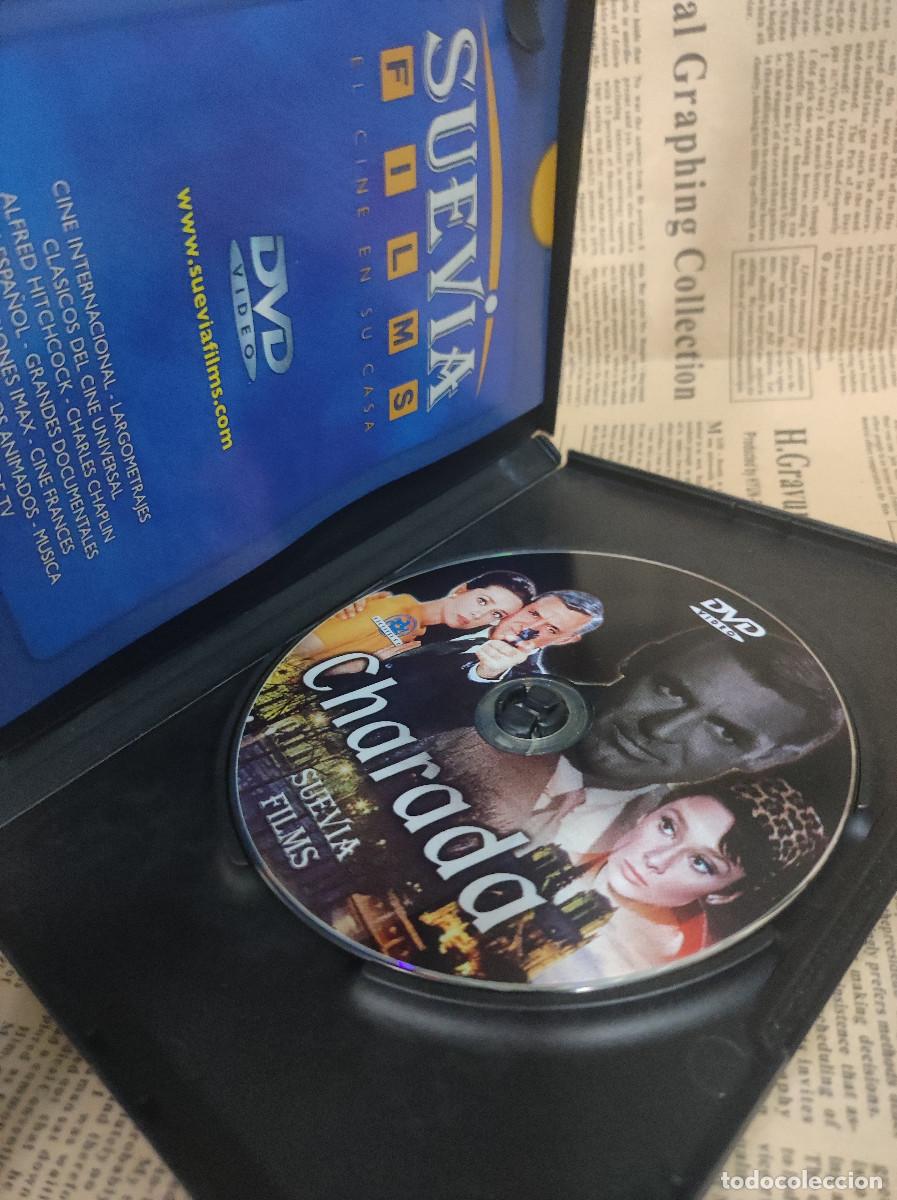 Cine: CHARADA - Foto 2