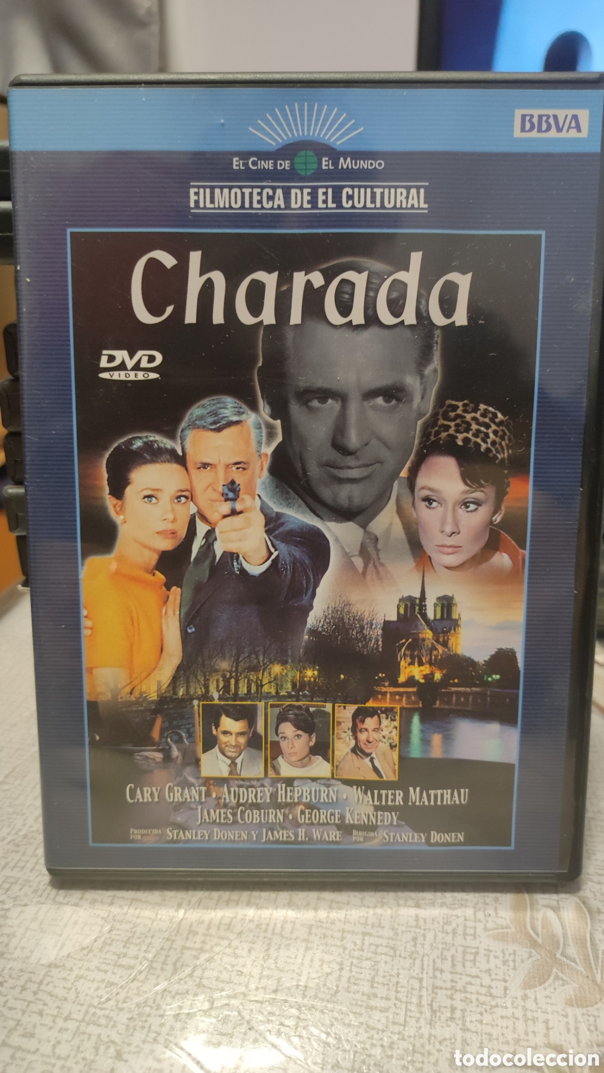 Cine: Charada dvd - Foto 1