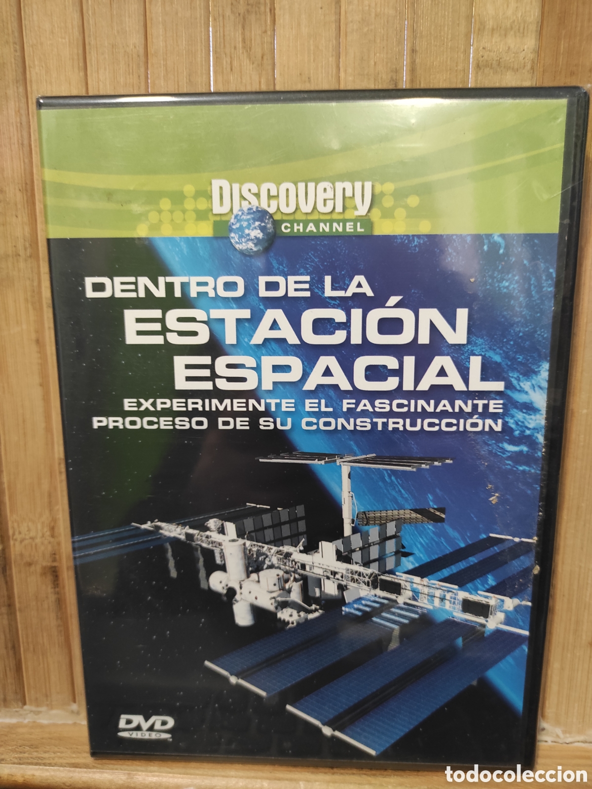 Cine: DENTRO DE LA ESTACI&Oacute;N ESPACIAL - DVD PRECINTADO