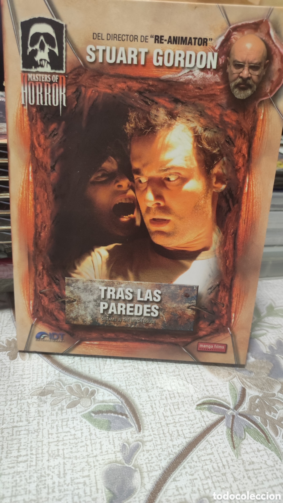Cine: Tras las Paredes dvd