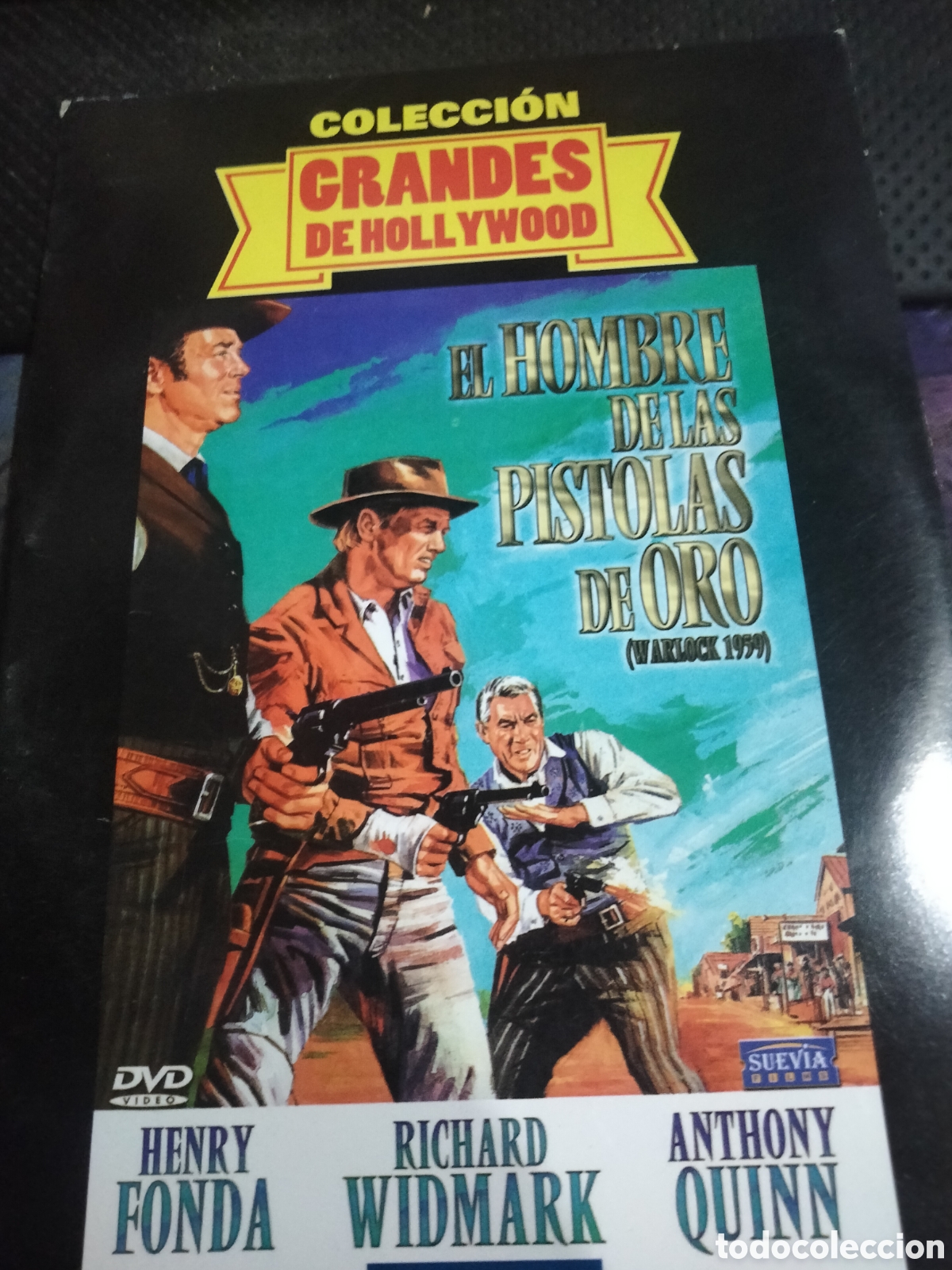 Cinema: El hombre de las pistolas de oro dvd (cart&oacute;n)