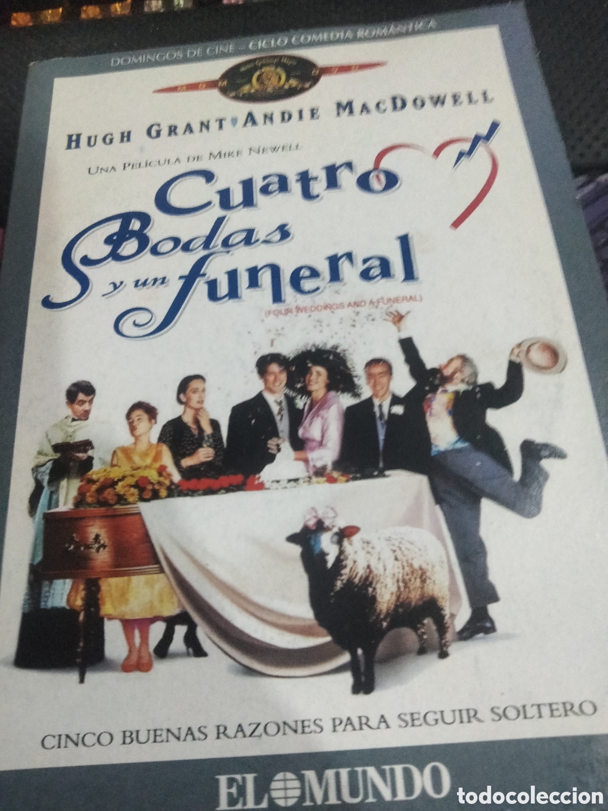 Cine: Cuatro bodas y un funeral dvd (cart&oacute;n)