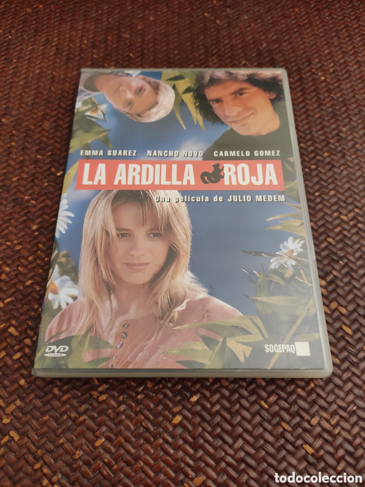 Cinema: La ardilla roja DVD