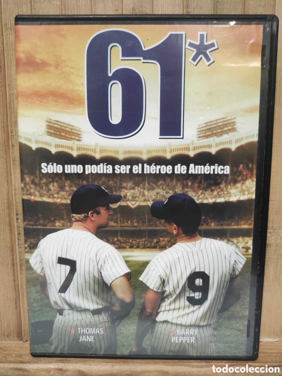 Cine: 61 - DVD SEMINUEVO