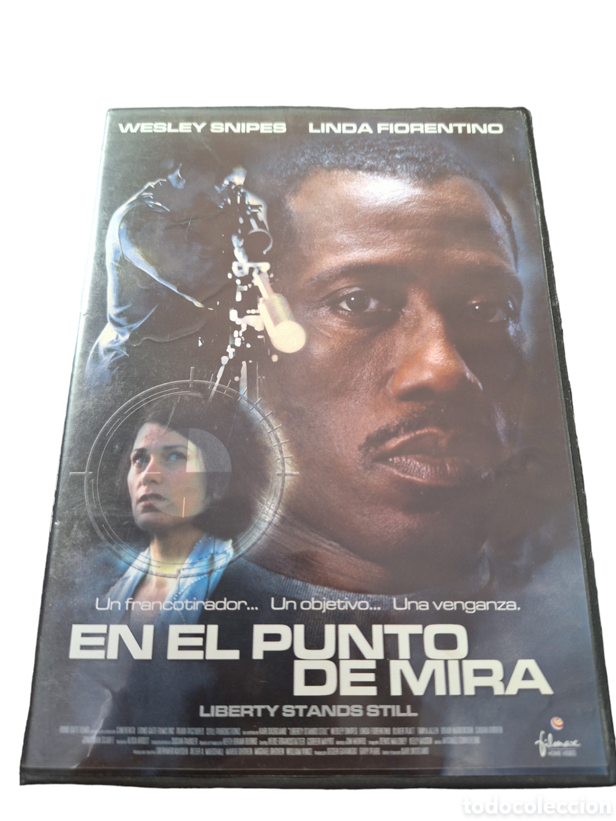 Cin&eacute;ma: DVS35 en el punto de mira DVD TAPA FINA