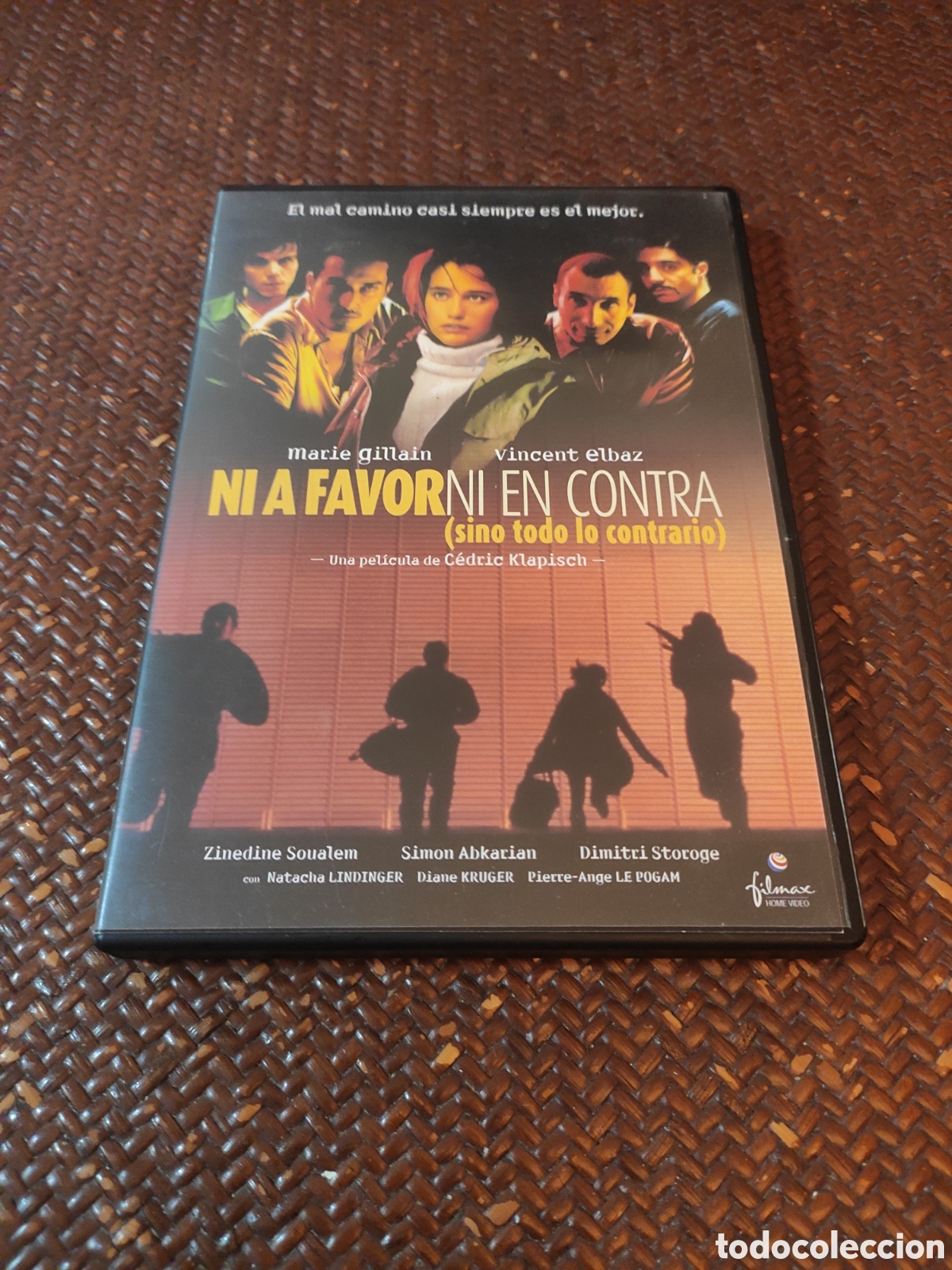 Cine: Ni a favor ni en contra videoclub