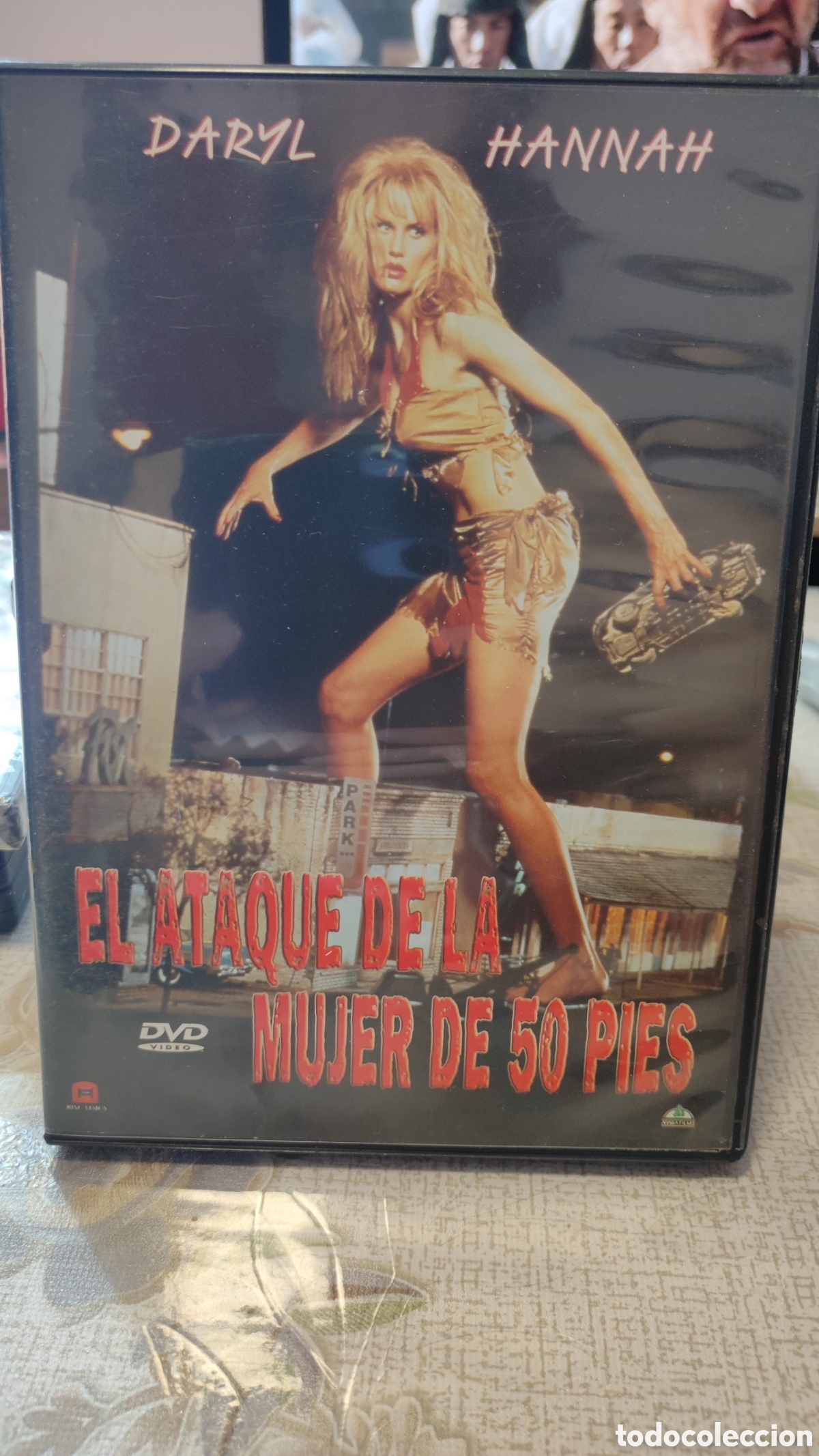 Cine: El Ataque de la Mujer de los 50 Pies dvd