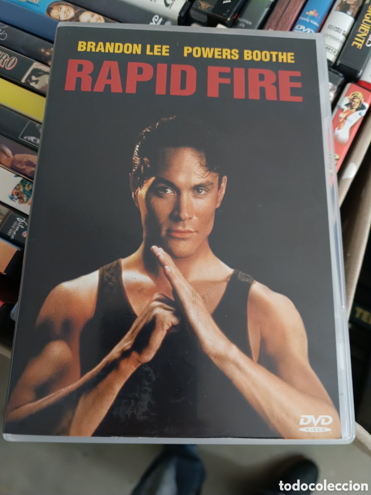 Cine: Rapid Fire (Brandon Lee) - Foto 1
