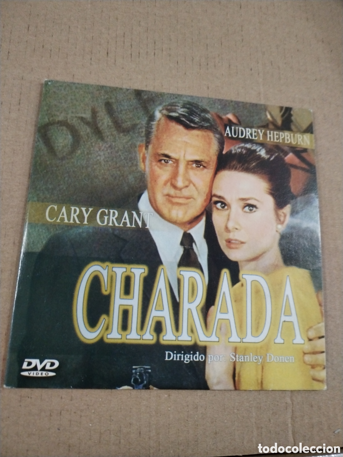 Cine: Charada. Gary Grant. DVD. - Foto 1
