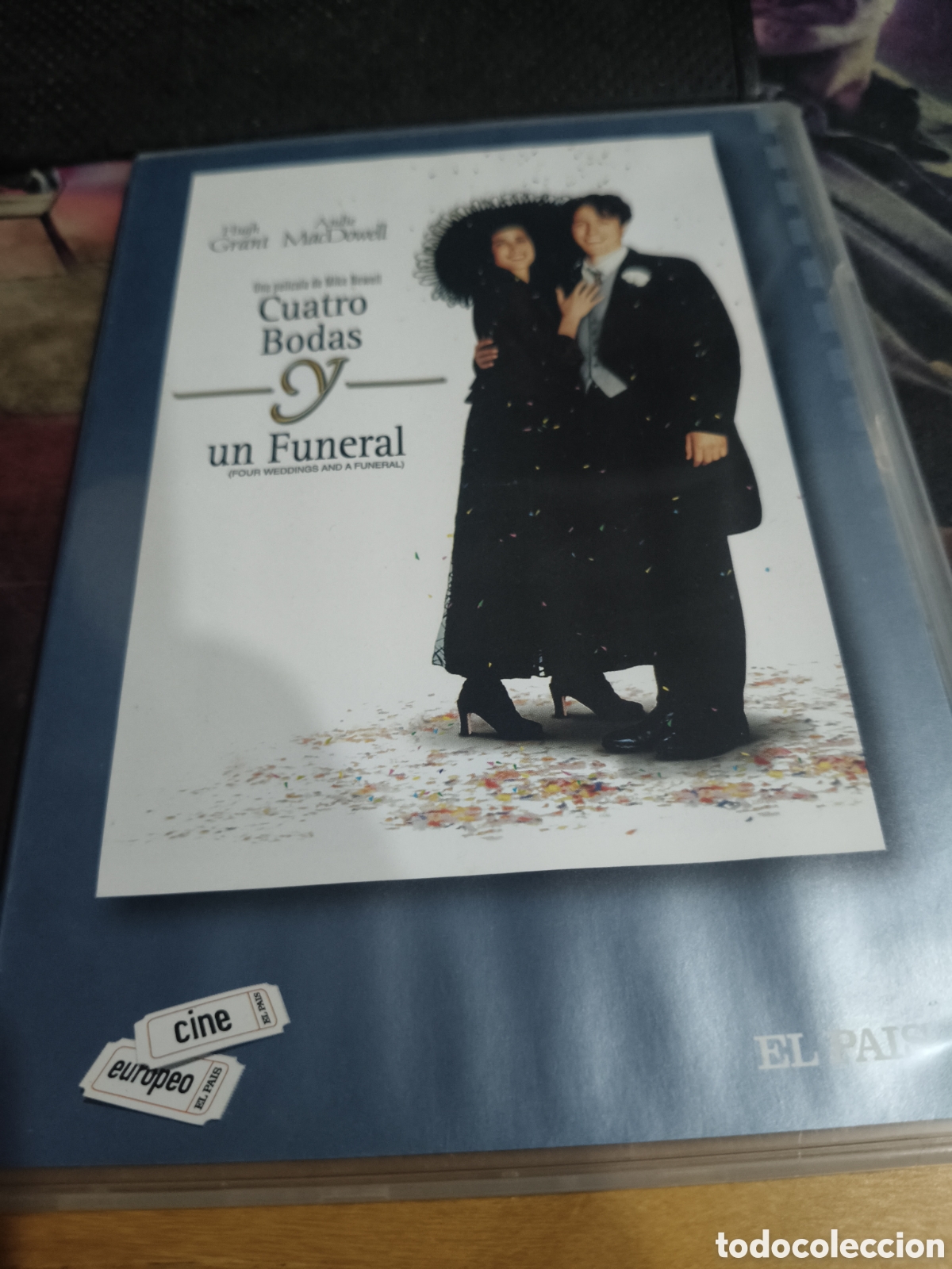 Kino: Cuatro bodas y un funeral DVD Slim - 1002