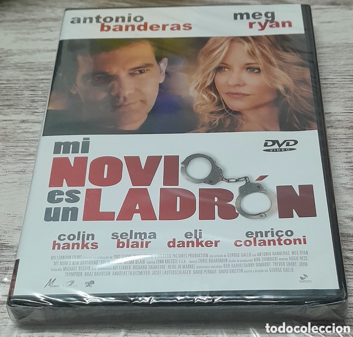 Cinema: MI NOVIO ES UN LADR&Oacute;N - PRECINTADO