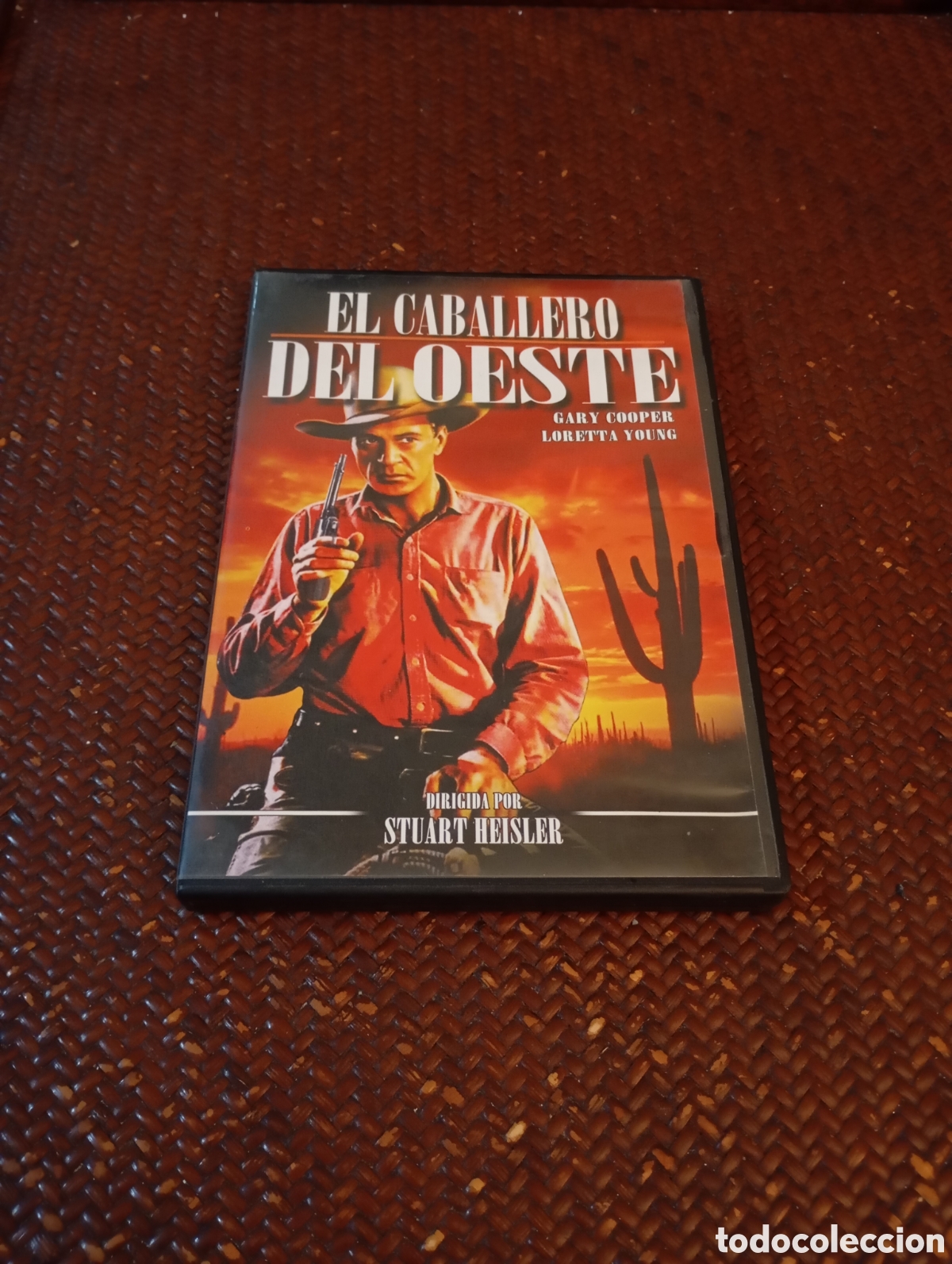 Cin&eacute;ma: El caballero del oeste DVD perfecto estado
