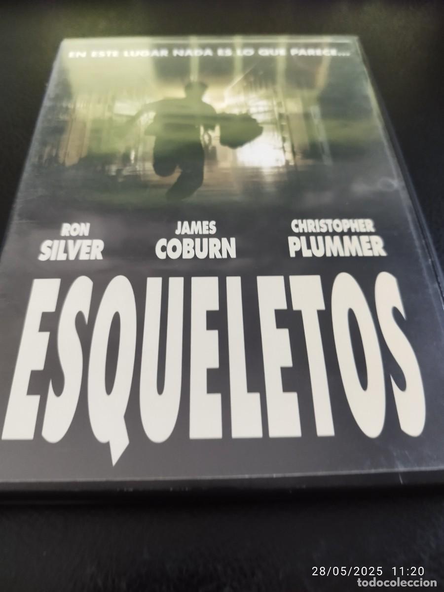 Cine: Esqueletos - Dvd - Ron silver - Foto 1