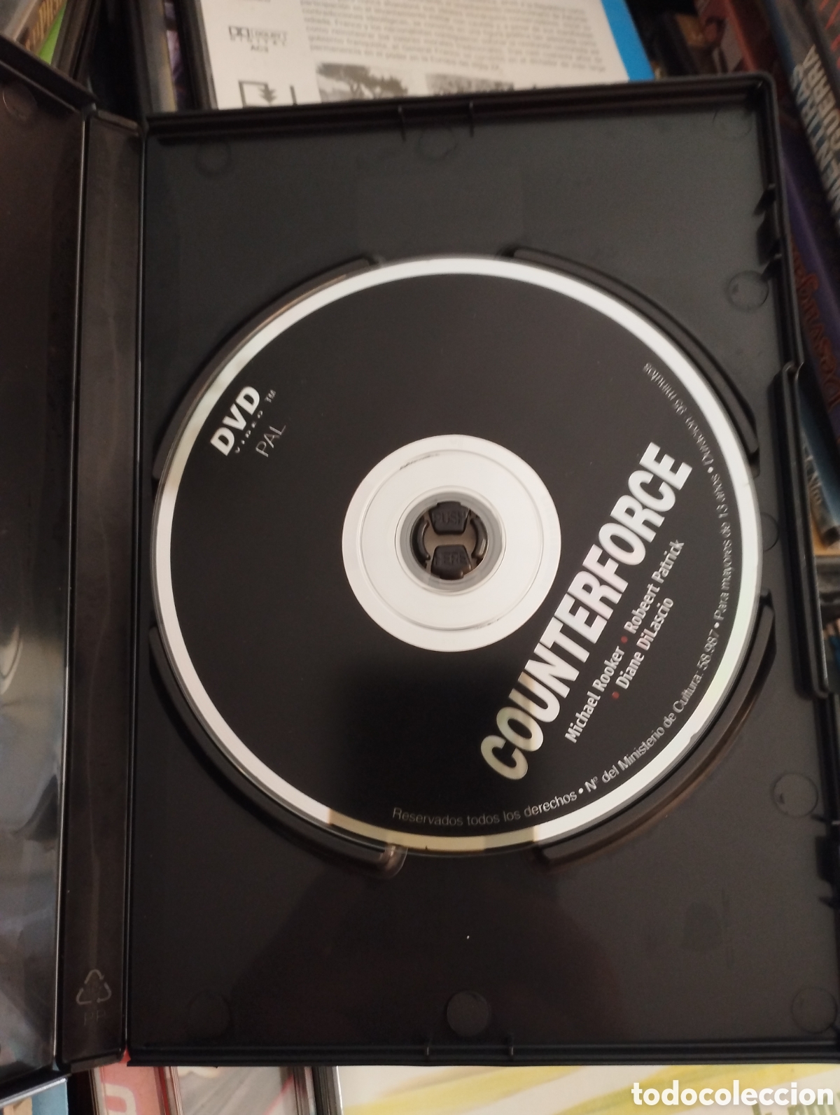 Cine: Counterforce. DVD. Michael Rooker - Foto 3