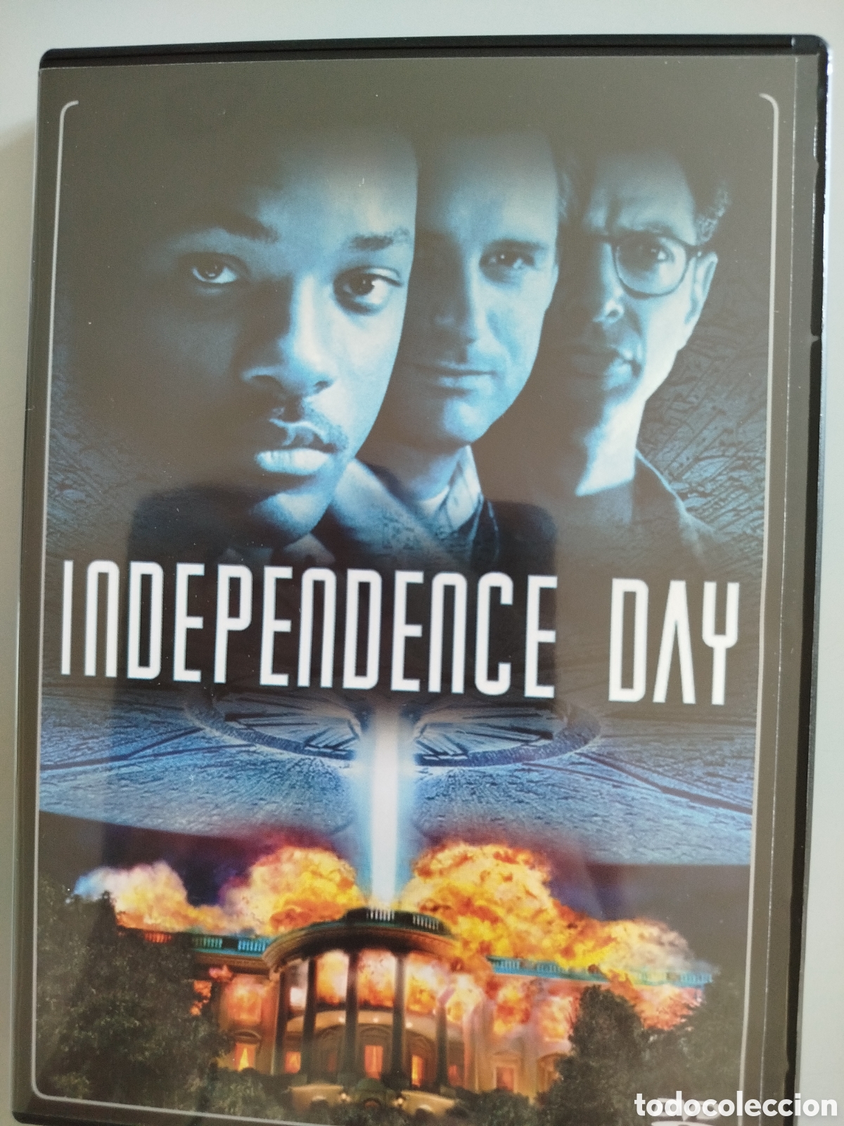 Cine: PEL&Iacute;CULA DVD - INDEPENDENCE DAY