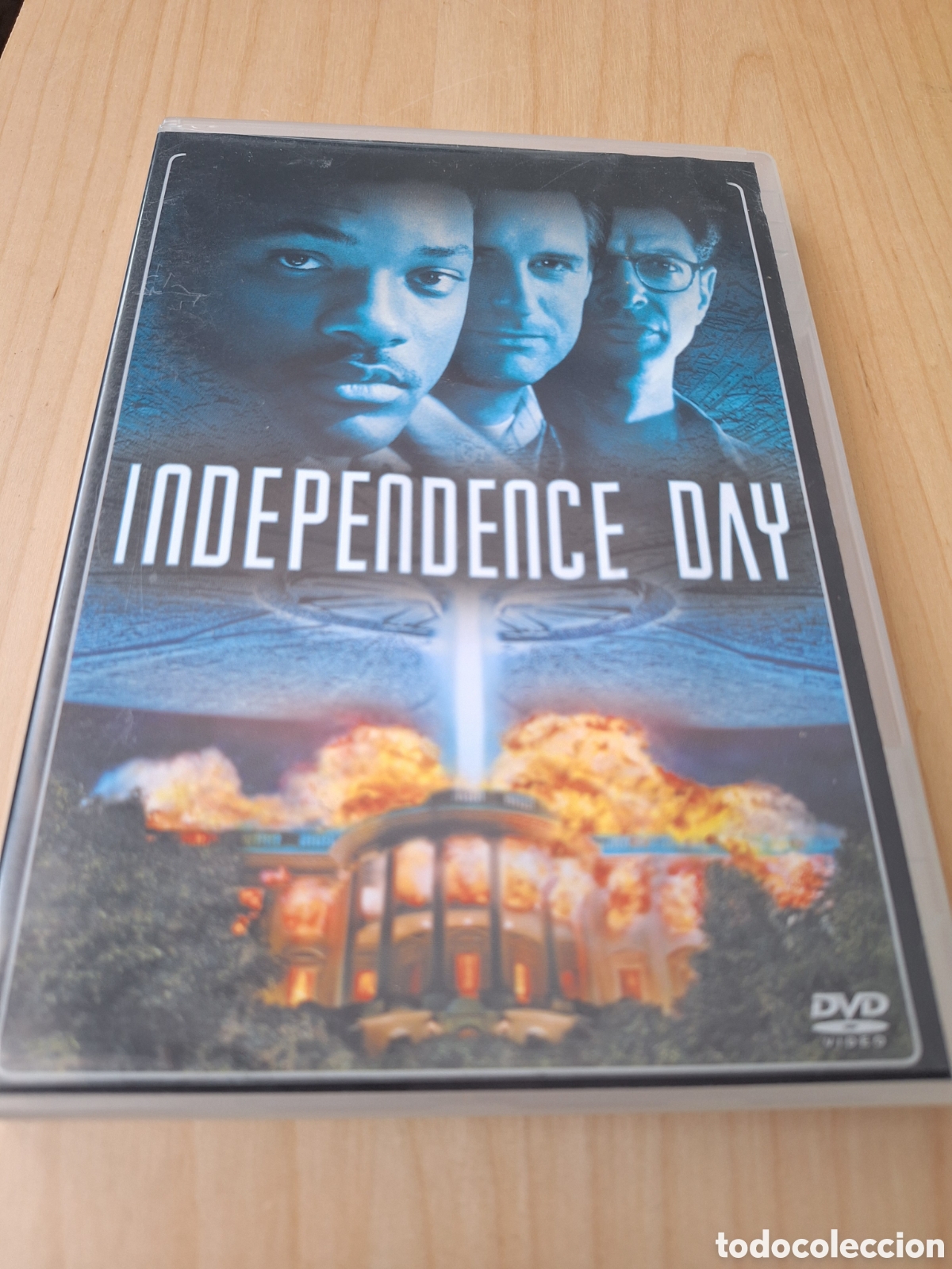 Cin&eacute;ma: A24 independence day DVD SEGUNDAMANO