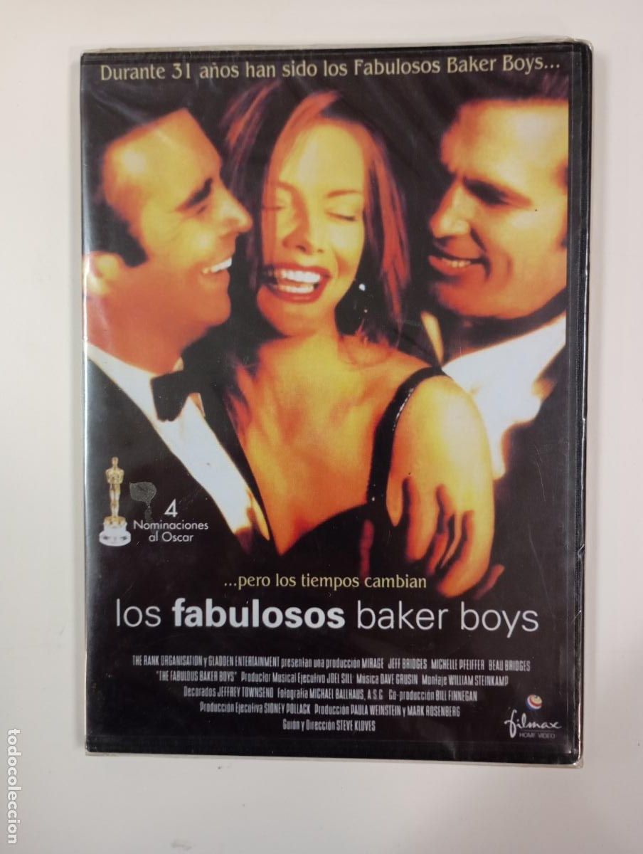 Cin&eacute;ma: DVDDVDDVD DVD. TDKV137B
