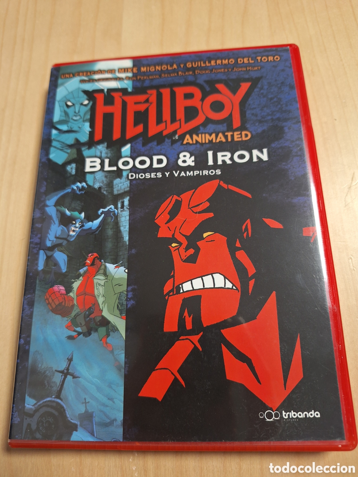 Cin&eacute;ma: RD44 hellboy blood & iron DVD SEGUNDAMANO
