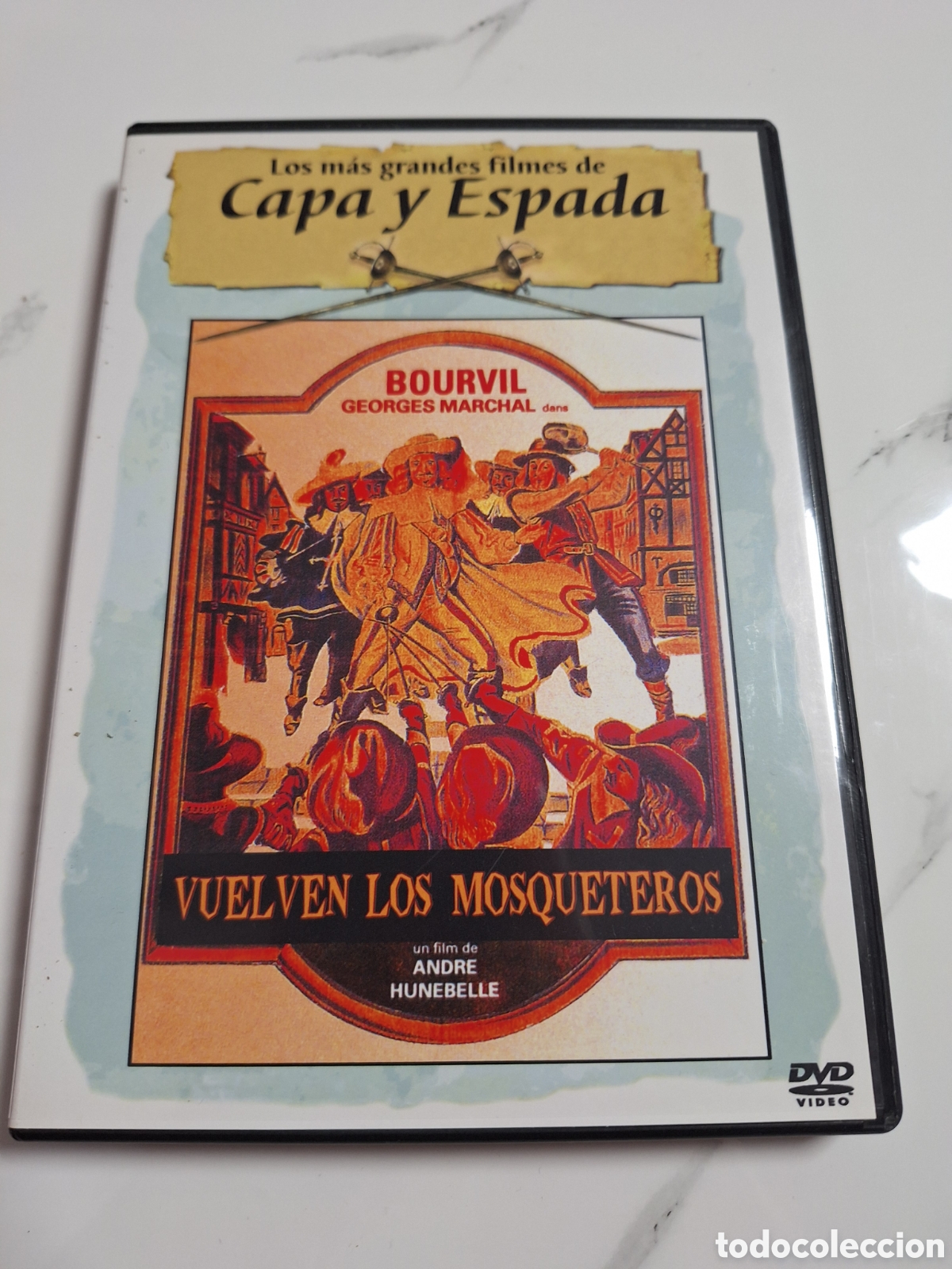 Cinema: A32 vuelven los mosqueteros DVD SEGUNDAMANO