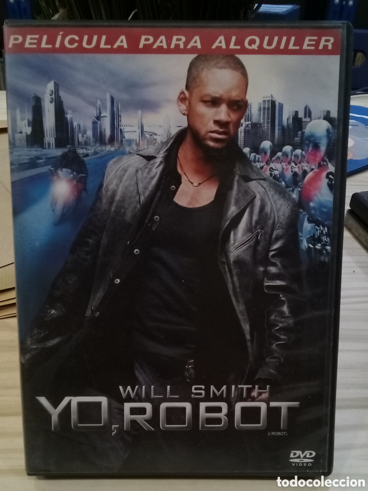 Cine: DVD - Yo, robot (con Will Smith) - Foto 1