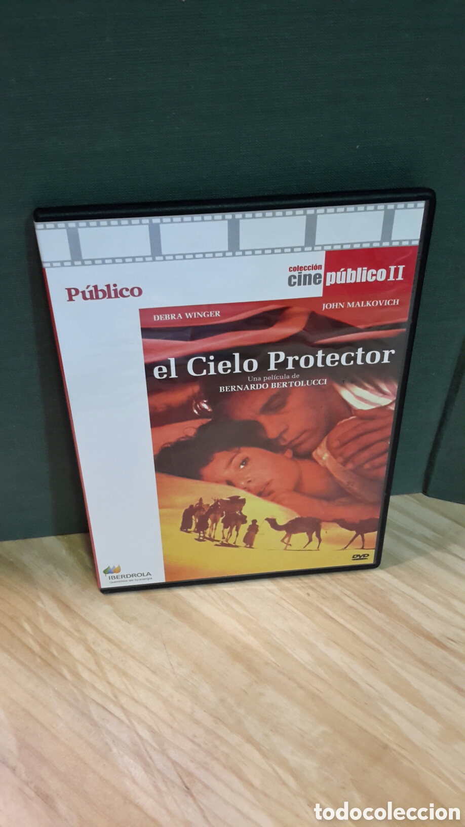 Cine: DVD - El Cielo Protector - Foto 1