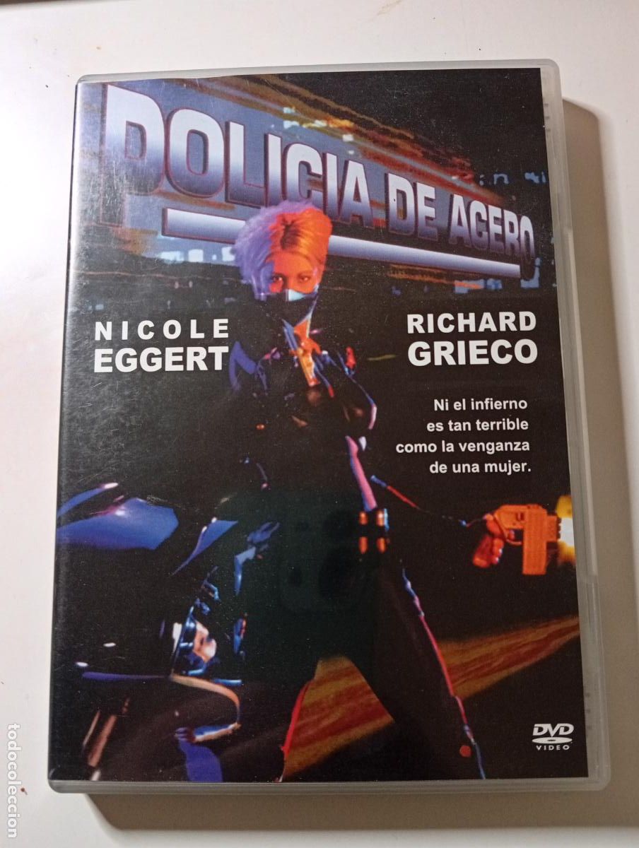 Cine: Policia de acero DVD Nicole Eggert