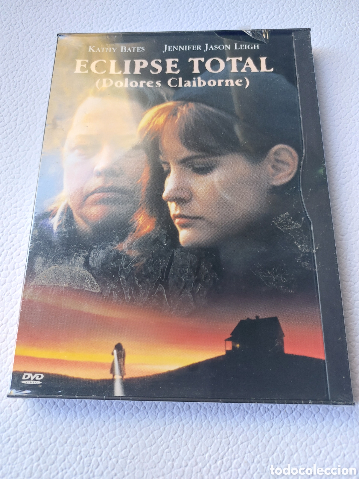 Cine: Pelicula Eclipse total en DVD plastificada