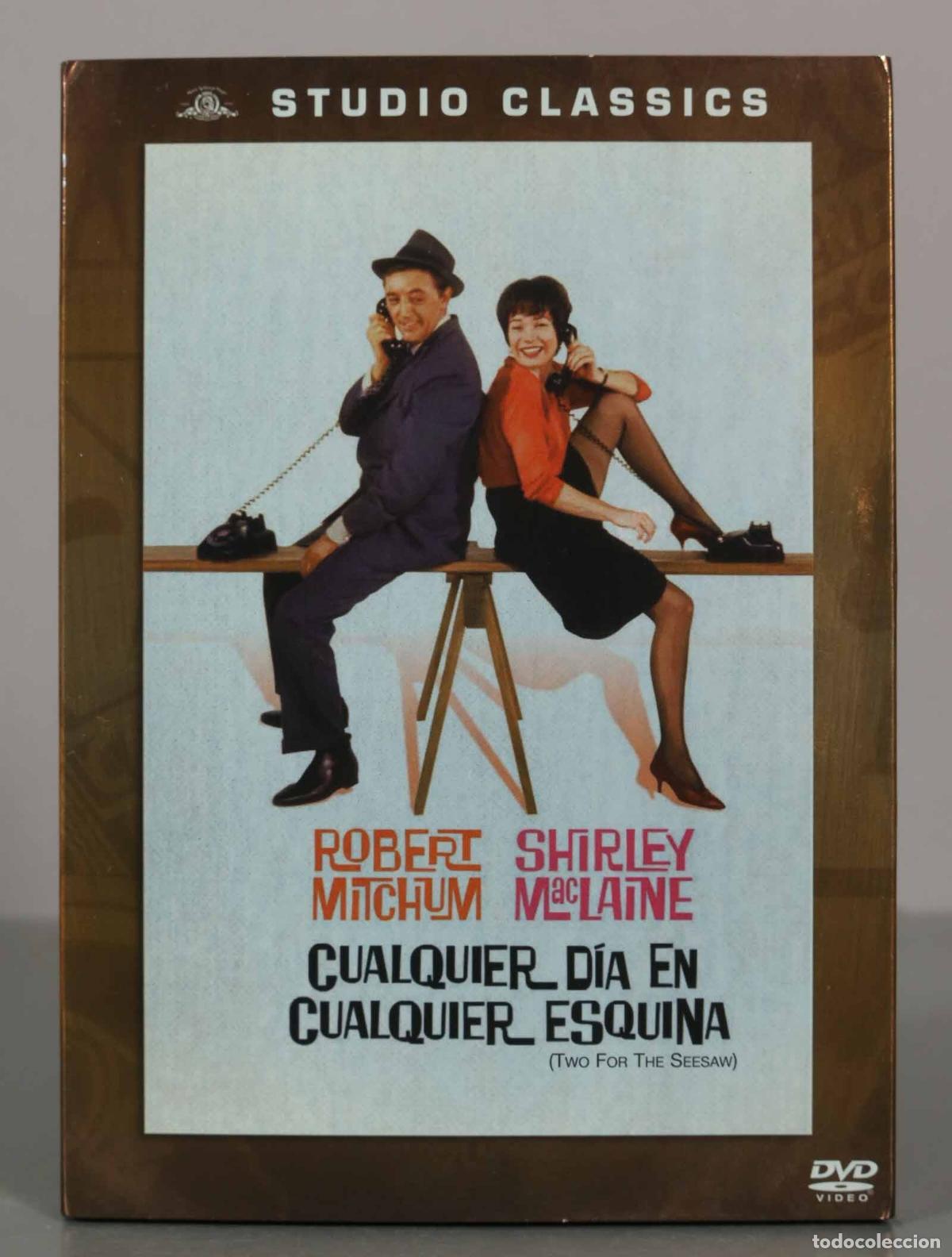 Cine: DVD. CUALQUIER D&Iacute;A EN CUALQUIER ESQUINA. ROBERT MITCHUM.