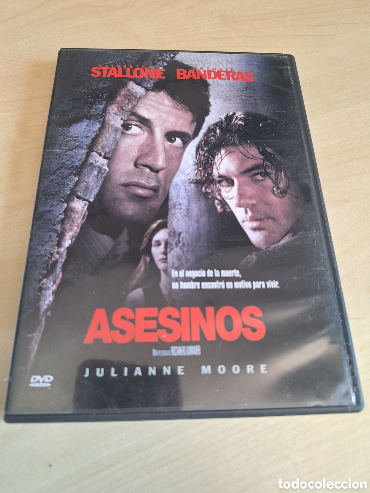 Cine: RD42 asesinos DVD SEGUNDAMANO