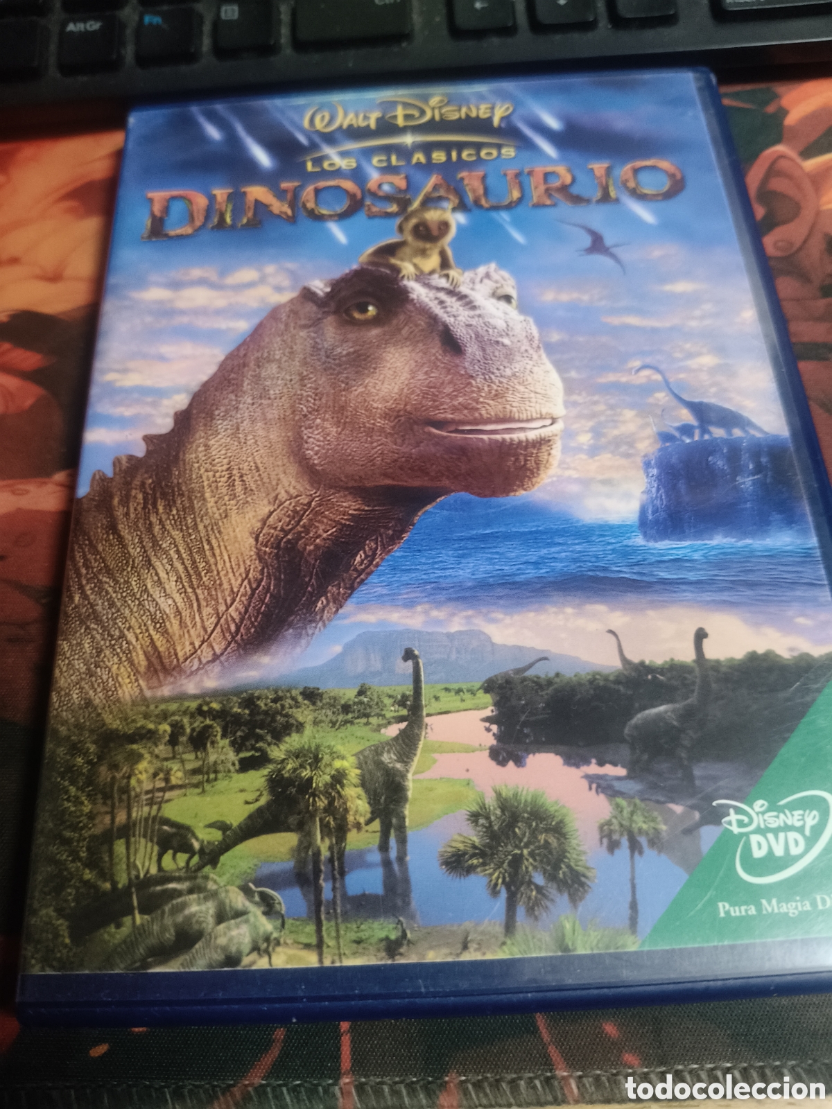 Cinema: Dinosaurio DVD - 239
