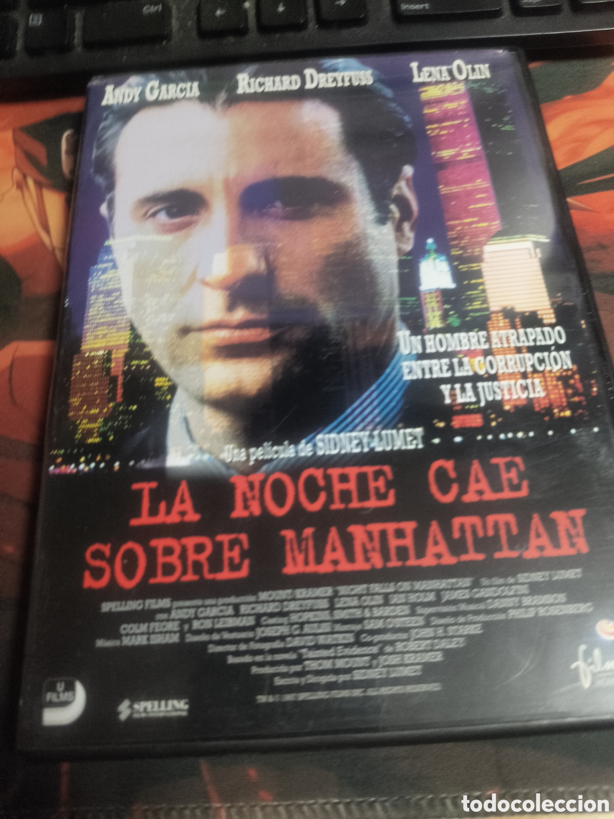 Cinema: La noche cae sobre Manhattan DVD - 239