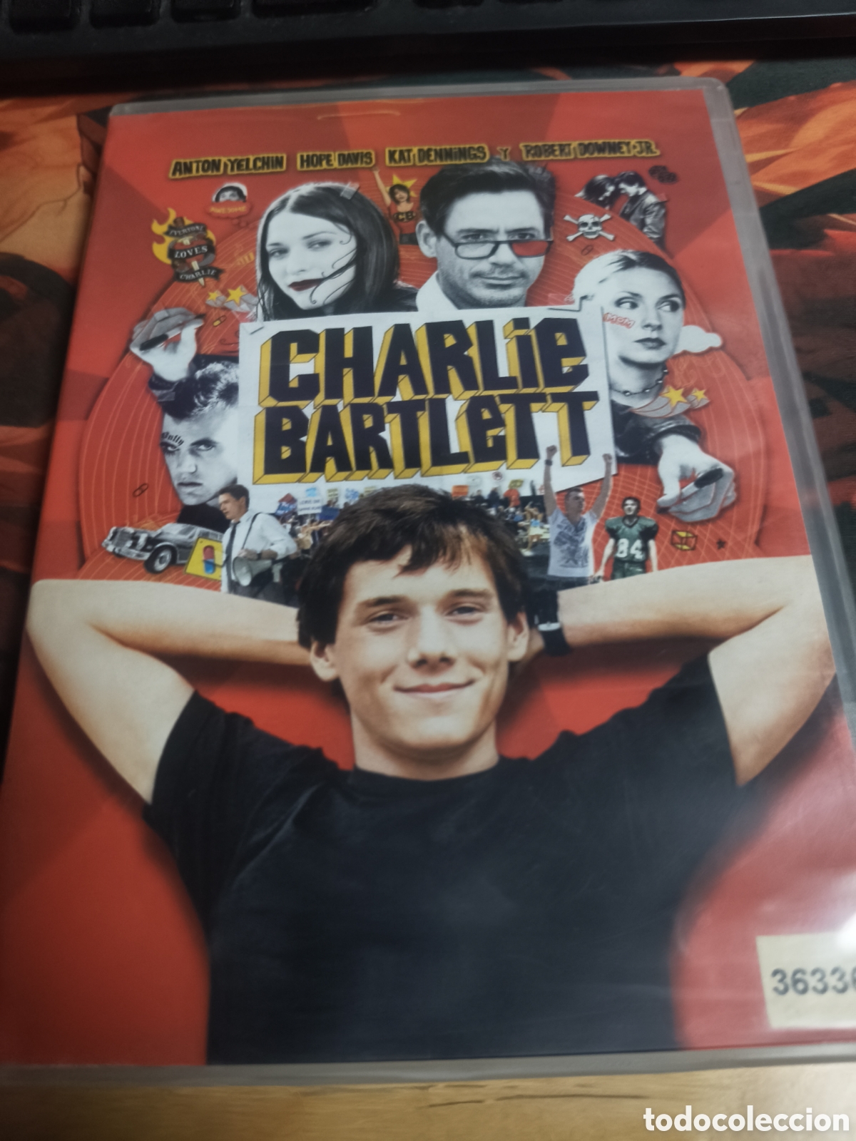 Cinema: Charlie bartlett DVD - 245 (videoclub)