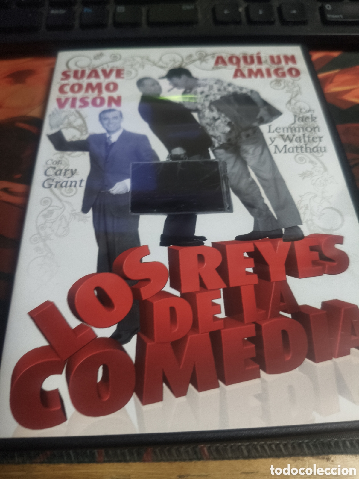 Cine: Suave como vis&oacute;n / aqu&iacute; un amigo DVD - 245