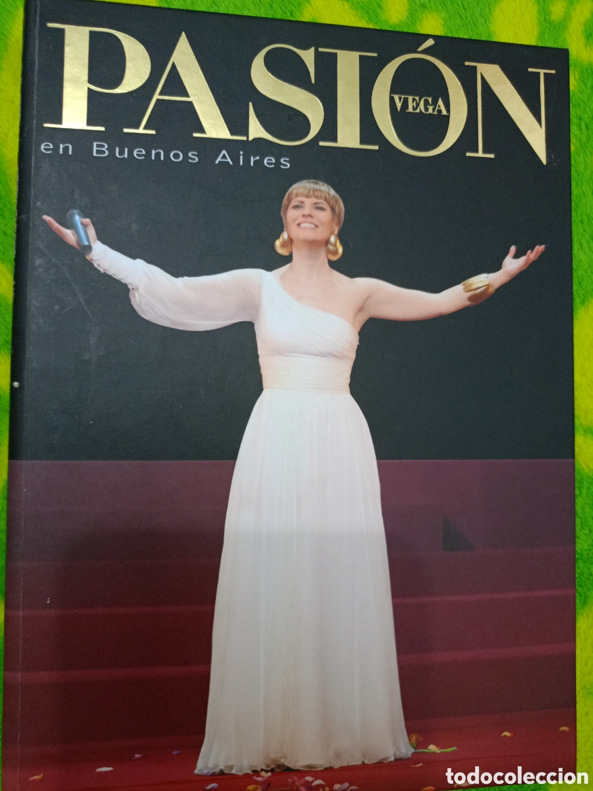 Cine: DVD + CD Pasi&oacute;n vega en buenos aires