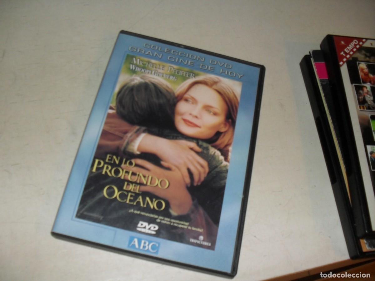 Kino: DVD EN LO PROFUNDO DEL OCEANO,CON MICHELLE PFEIFFER.ABC,2005