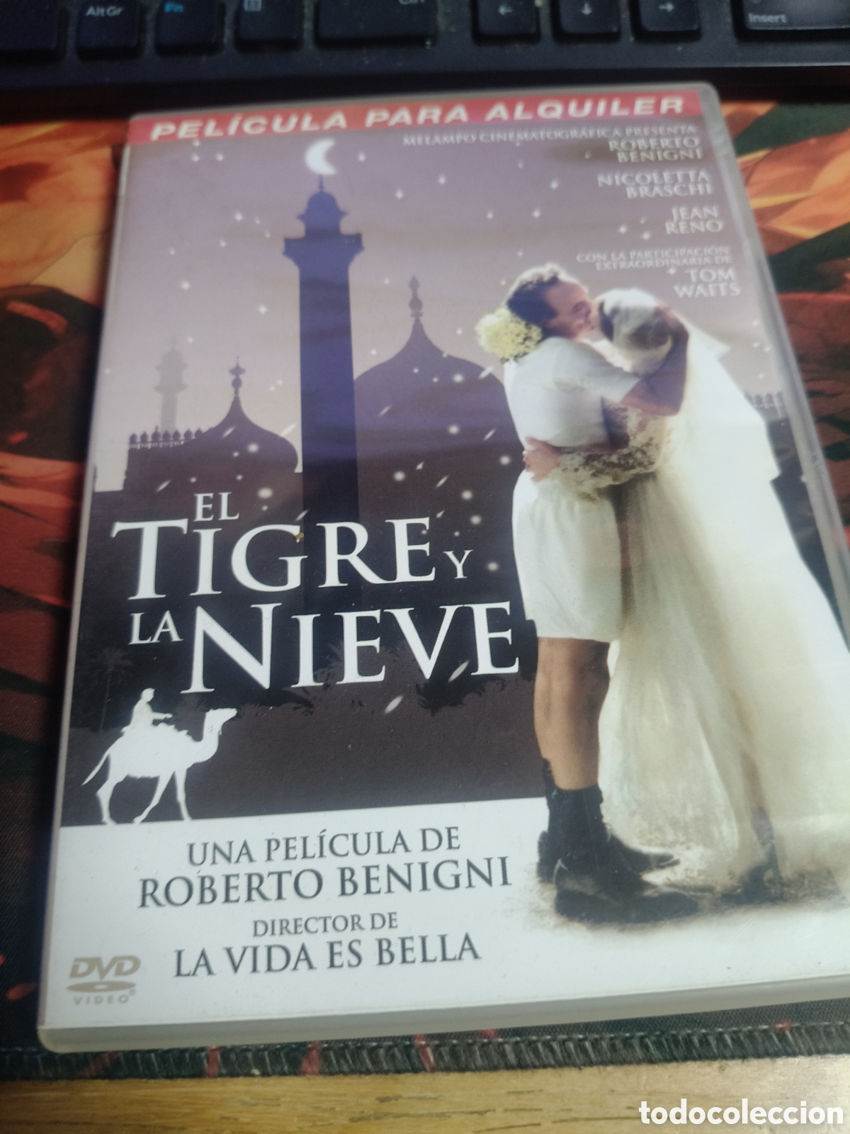 Cine: El tigre y la nieve DVD - 246 (videoclub)